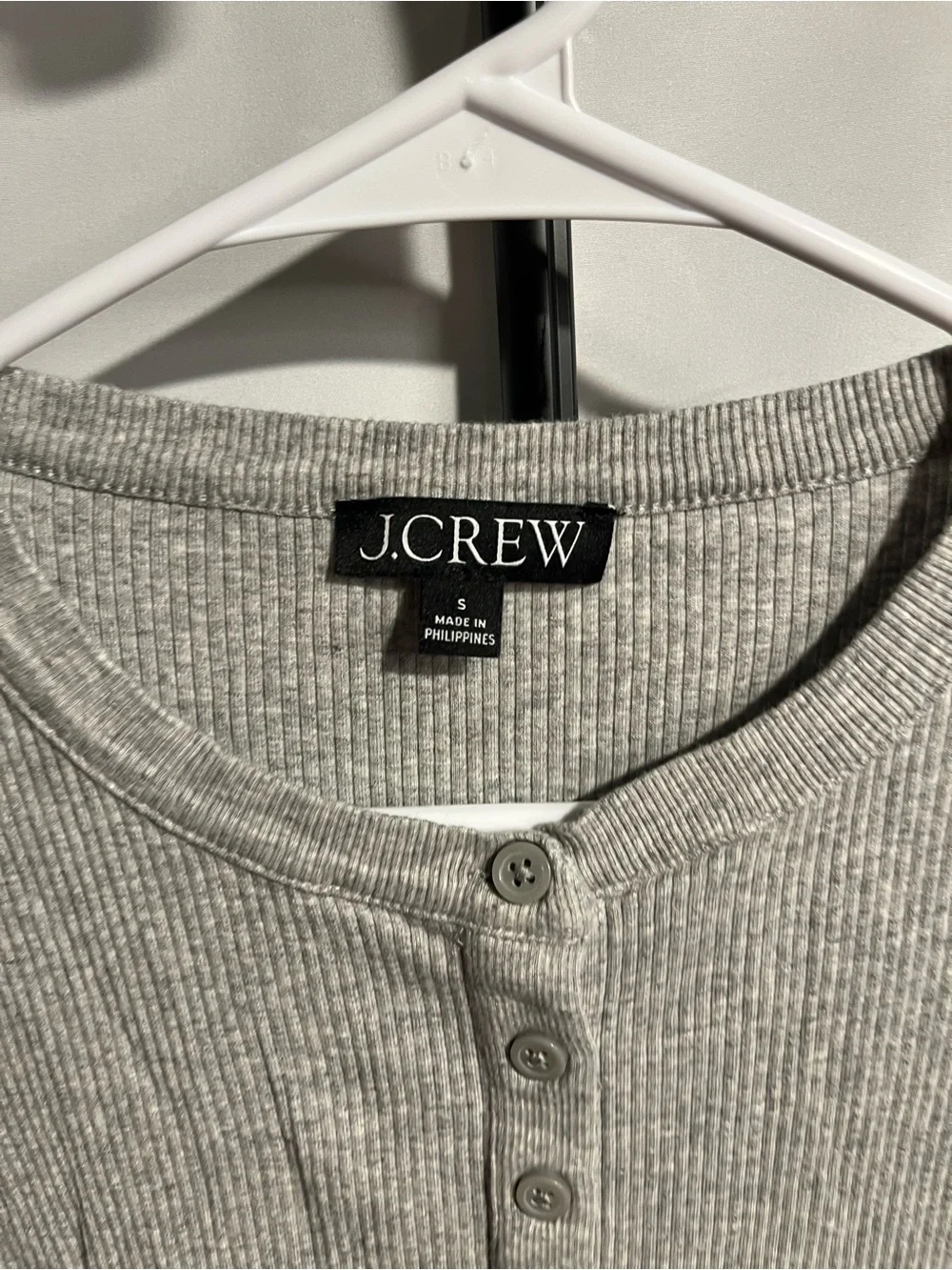 J.Crew women's Classic Crewneck long-sleeve ribbed Knit henley Fitted shirt Sm